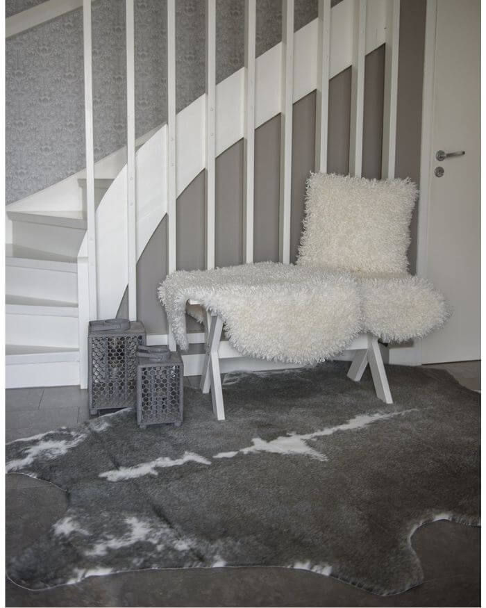 Synthetic Cowhide Patterned Carpet in Grey